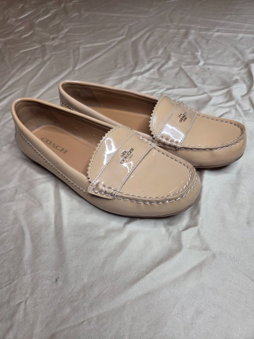 Women's Coach Odette Patent Leather Loafer Tan US 8.5 - Picture 3 of 14